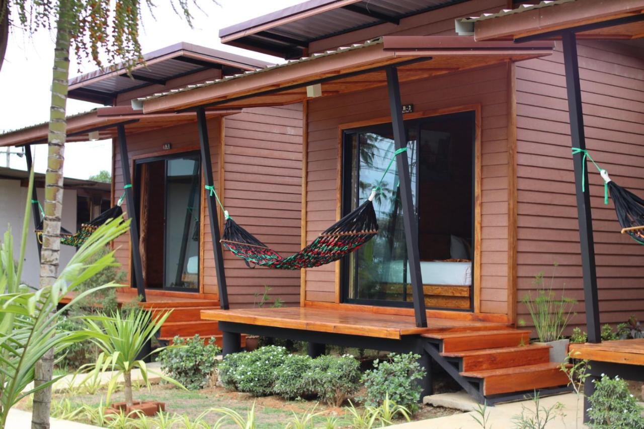 Baan Check In Hotel Koh Lanta Bagian luar foto