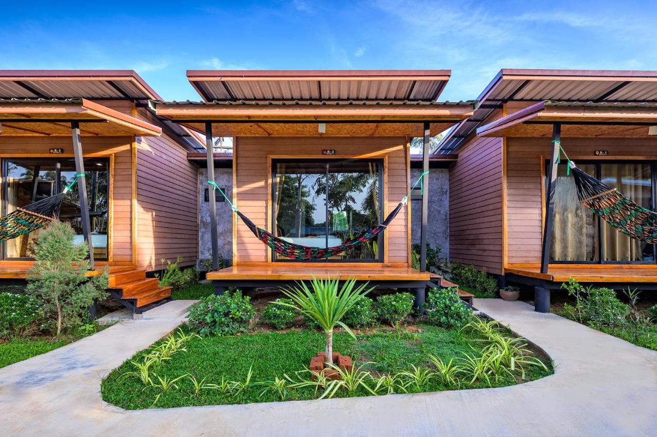 Baan Check In Hotel Koh Lanta Bagian luar foto