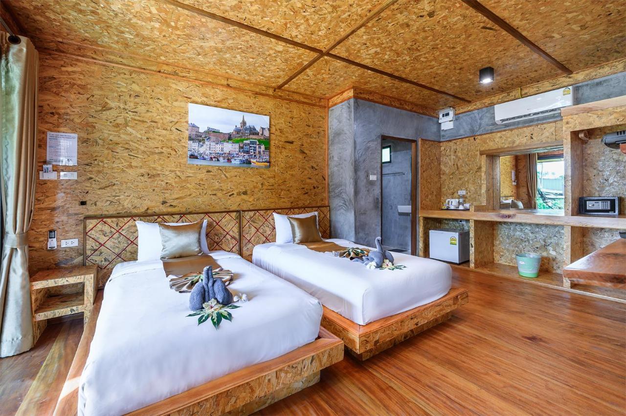 Baan Check In Hotel Koh Lanta Bagian luar foto